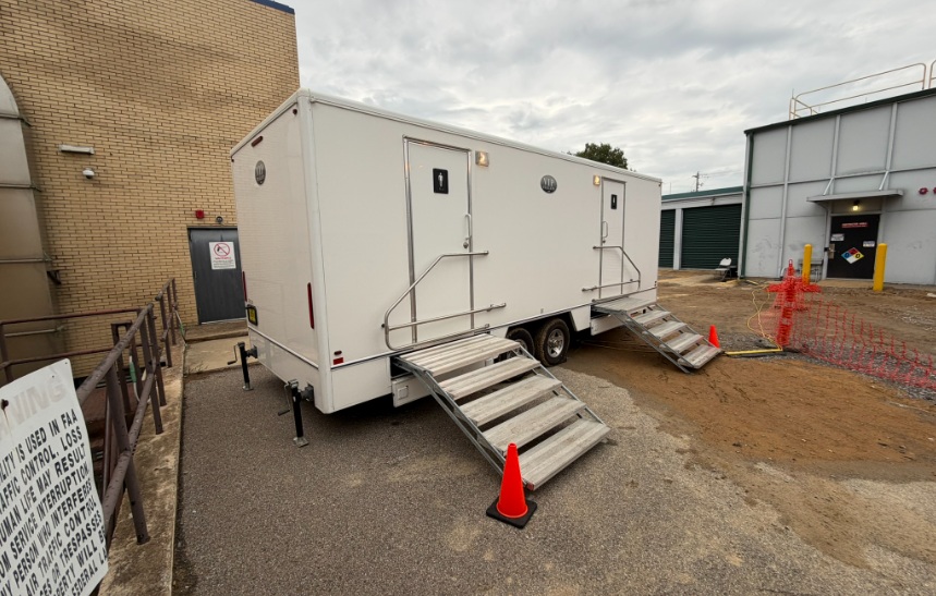 VIP Trailers 10 Station Restroom Trailer
