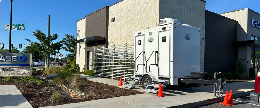 2 station restroom trailer