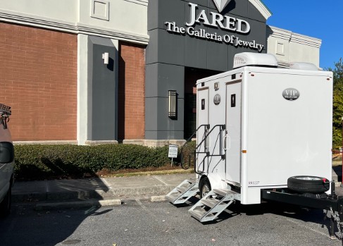 2 station restroom trailer