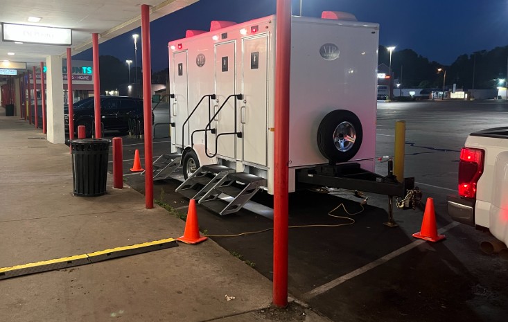 4 station restroom trailer